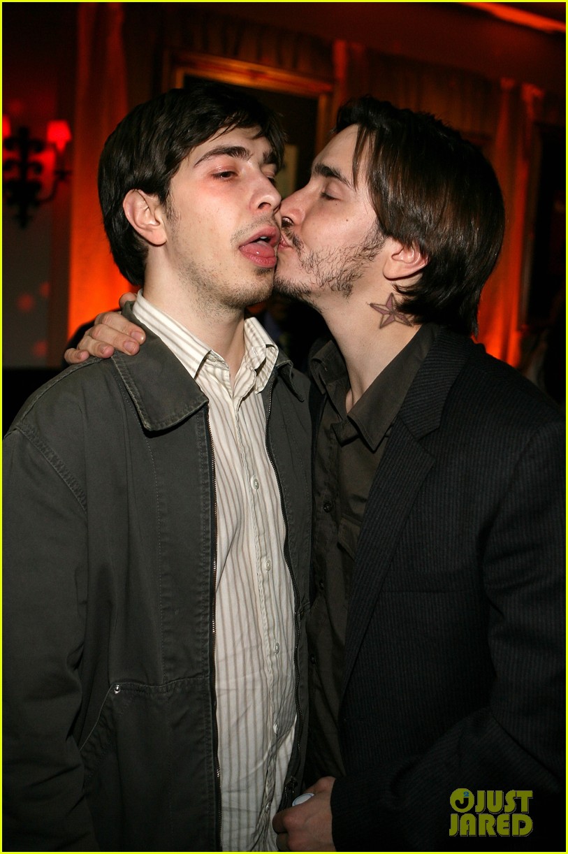 Justin Long Thinks He Has Coronavirus, But Can't Get Tested: Photo - How Tall Is Justin Long? Actor’s Height vs. His On-Screen Energy