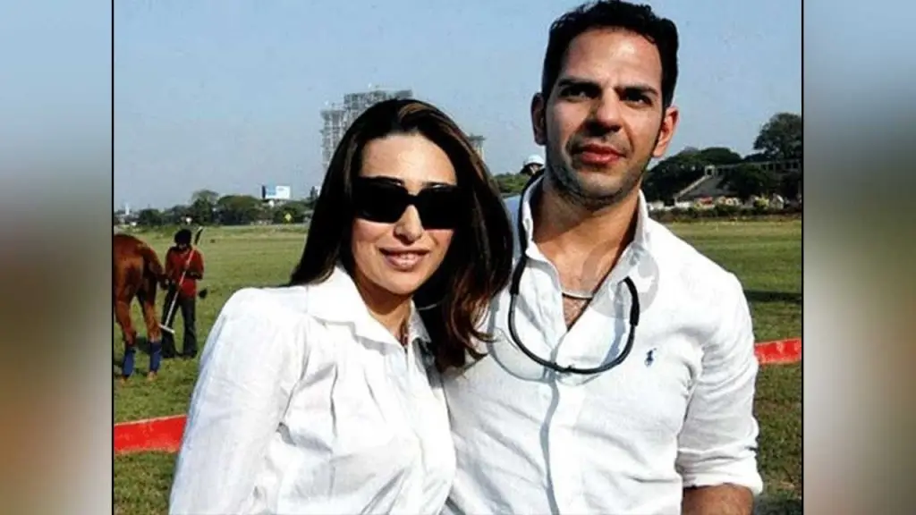 Karishma Kapoor Husband | 10 Beautiful Pictures | Reviewit.pk - Who Is Karisma Kapoor’s Husband? Meet Sanjay Kapur, the Businessman She Divorced