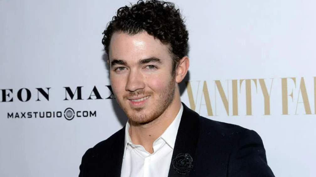 Kevin Jonas Body Measurements, Height, Weight, Shoe Size - Kevin Jonas’s Height: Jonas Brothers’ Oldest Brother
