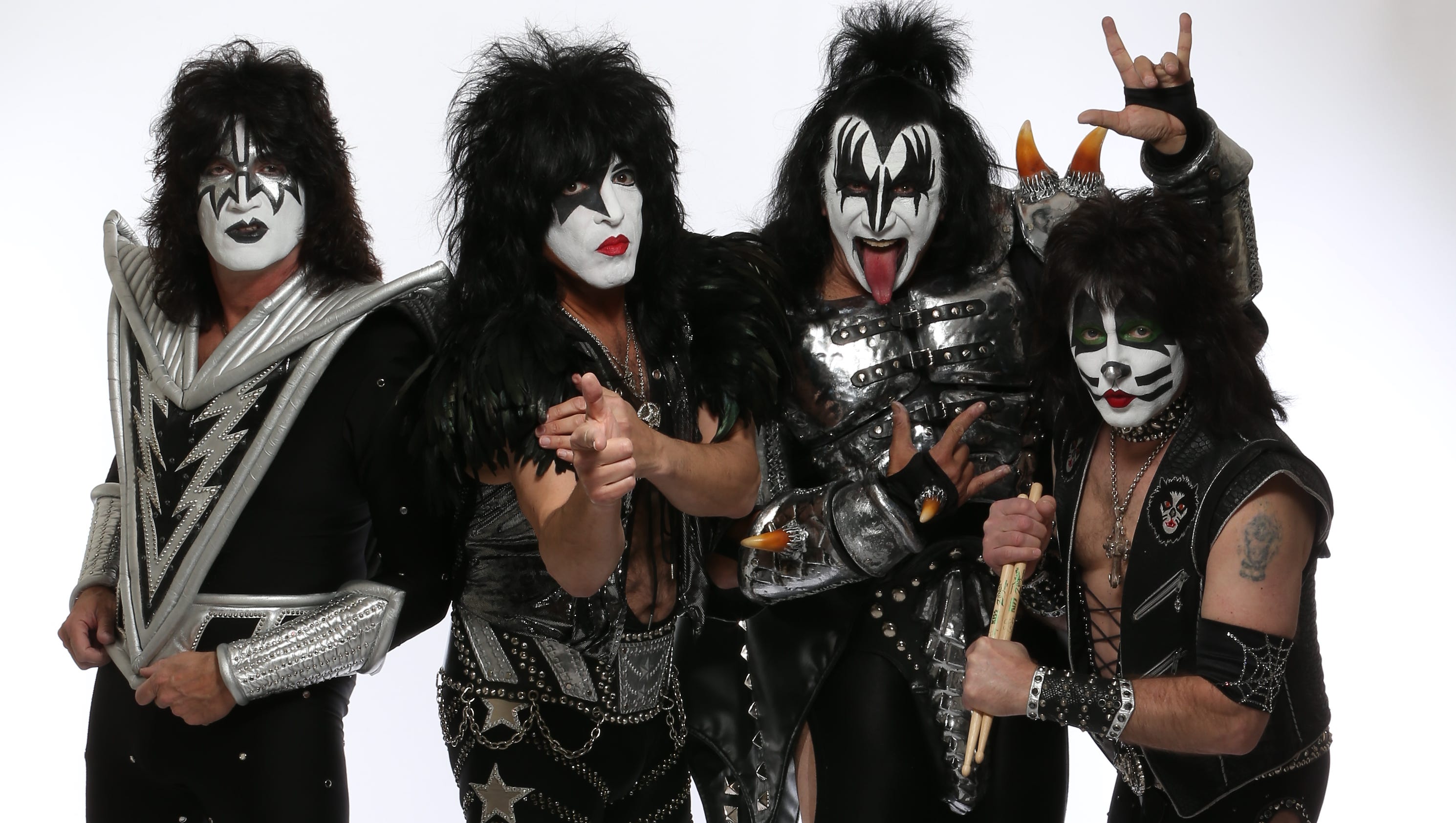 Kiss, Def Leppard announce 2014 summer tour - kiss him not me television show