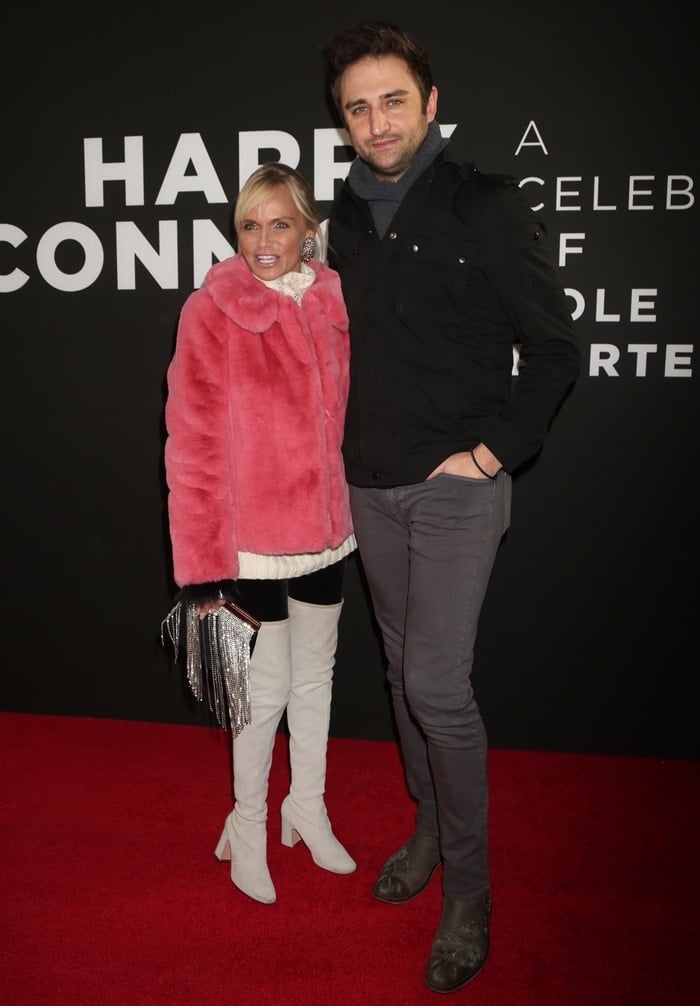 Kristin Chenoweth’s Net Worth, Boyfriends, Feet, Legs and Height - Kristin Chenoweth Height – How Tall Is the Broadway Star?