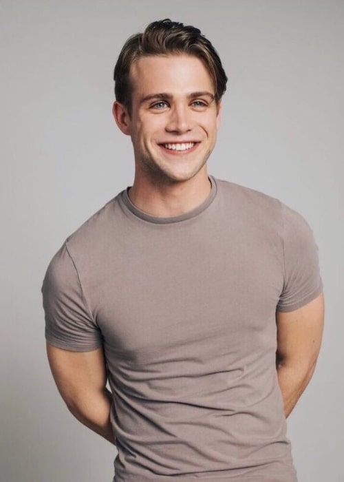 Leo Woodall Height, Weight, Age, Girlfriend, Facts, Biography - Leo Woodall’s Height: White Lotus Breakout Star
