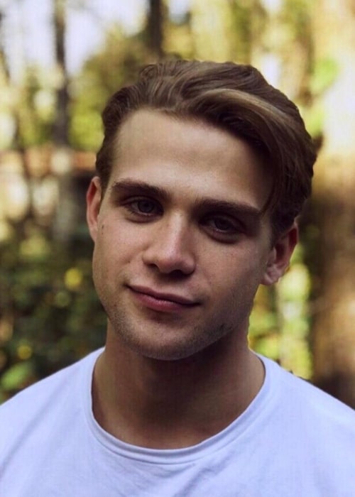 Leo Woodall Height, Weight, Age, Girlfriend, Facts, Biography - Leo Woodall’s Height: White Lotus Breakout Star