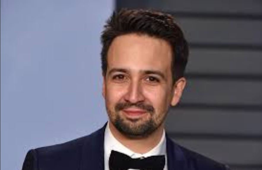 Lin Manuel Miranda Net Worth in 2022 Updated | AQwebs.com - Lin-Manuel Miranda Net Worth – Broadway’s Biggest Star’s Riches
