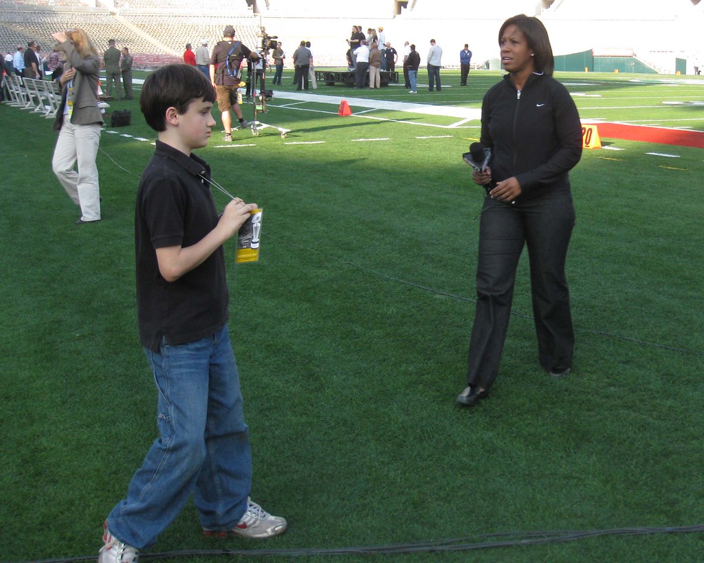 Lisa Salters | Lisa Salters was doing her walkthrough, and y… | Flickr - Who Is Lisa Salters’ Wife? ESPN Reporter’s Private Life Explained