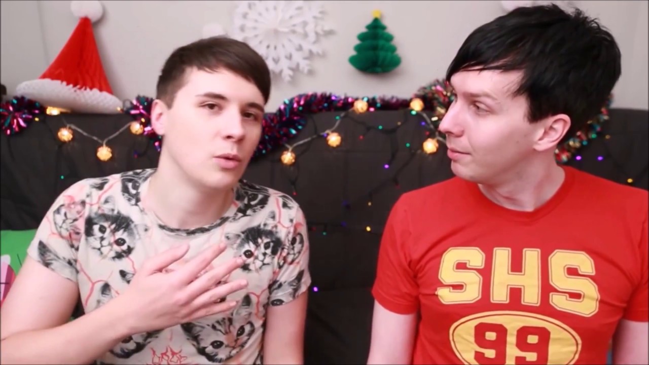 Love eyes Lester | Dan and Phil | Gamingmas - YouTube - Phil Lester’s Height: YouTuber and Author’s Build