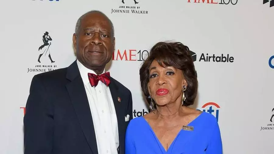 Maxine Waters Net Worth 2024 - How Much is the Official Worth - Maxine Waters Net Worth 2025 – Congresswoman’s Finances Explained