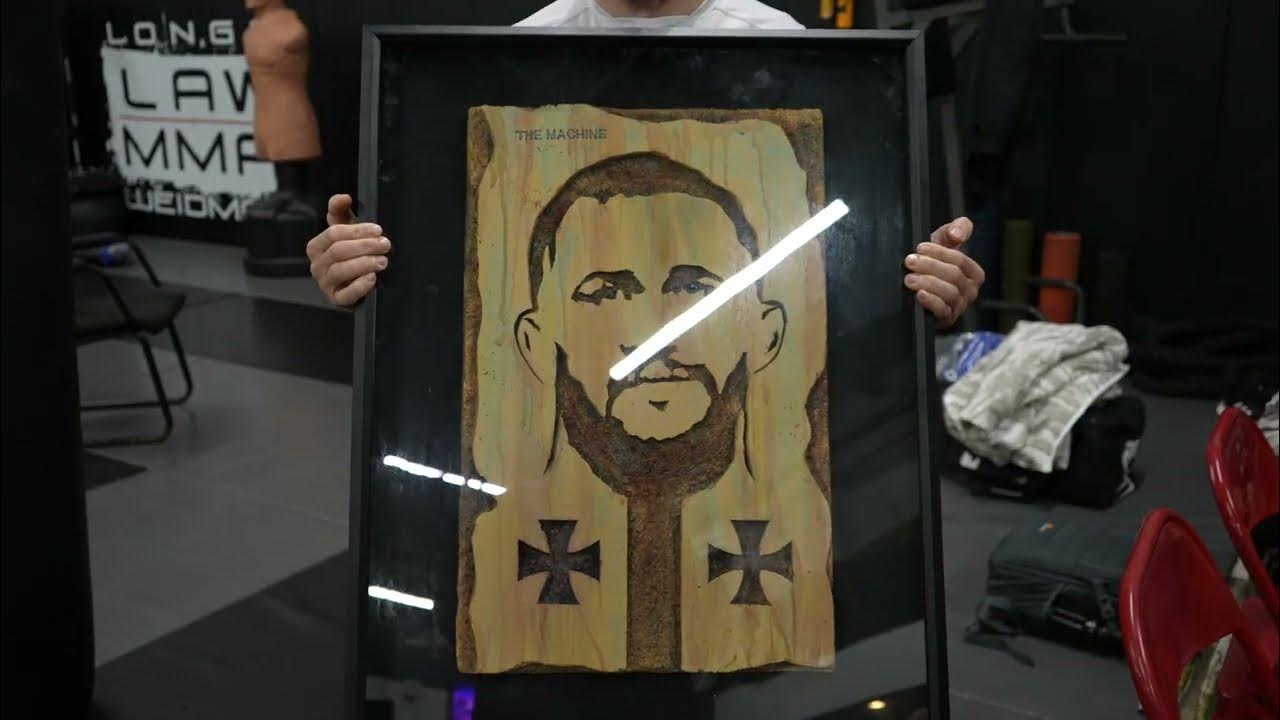 Merab Dvalishvili shows off his art that a Georgian fan made for him - Merab Dvalishvili Height – UFC Bantamweight’s Stature