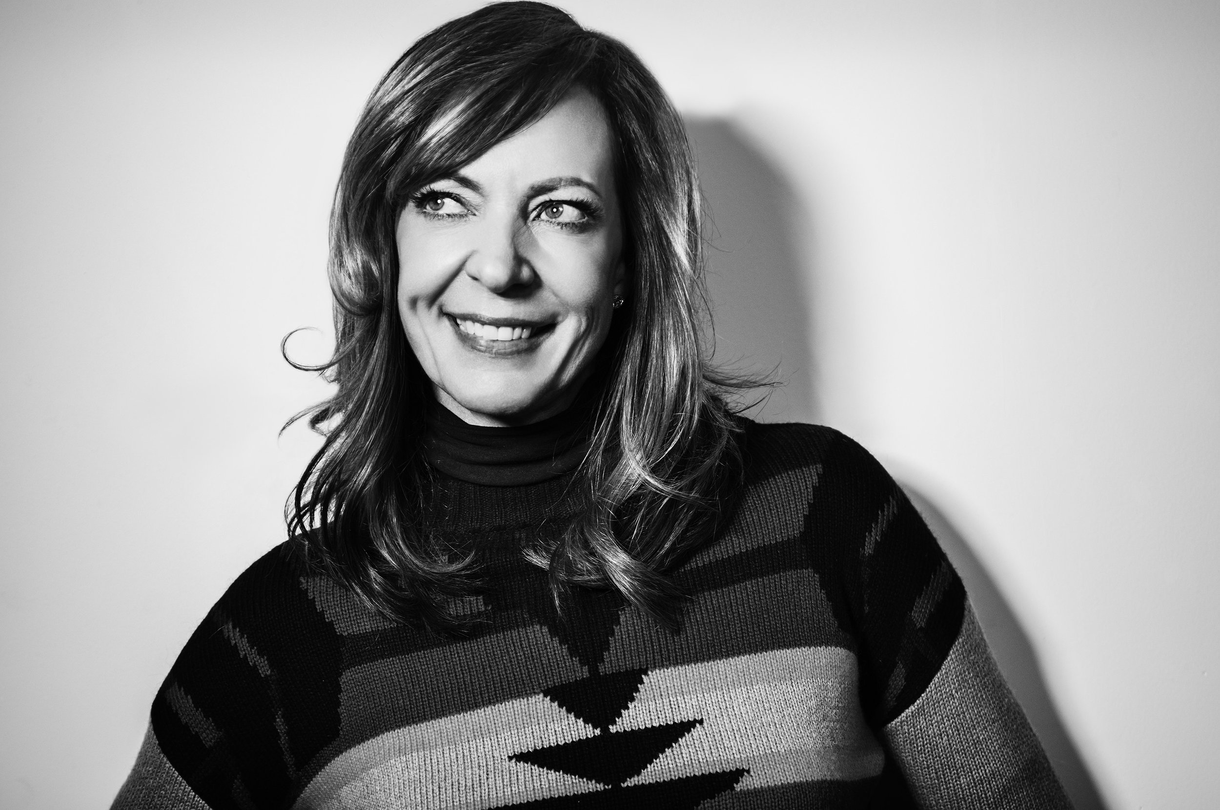 Names — Mark Mann Photo - Is Allison Janney Married? Inside the Emmy Winner’s Relationship Status
