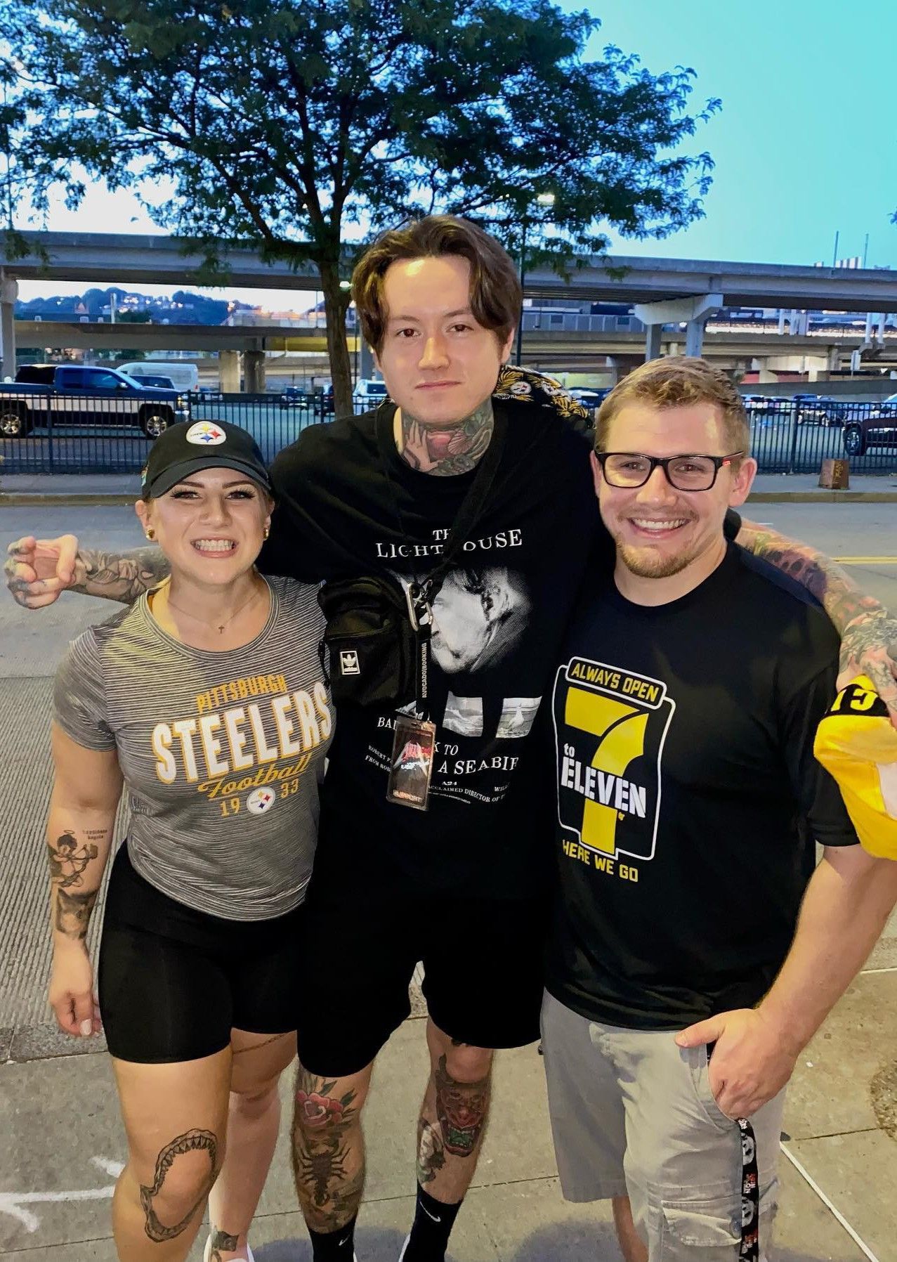 𝐵𝒜𝒟 𝒪𝑀𝐸𝒩𝒮 Noah, Hot Men, Hot Guys, Just Pretend, It's Raining - Noah Cappe’s Height: Carnival Eats’ Tallest Fan?