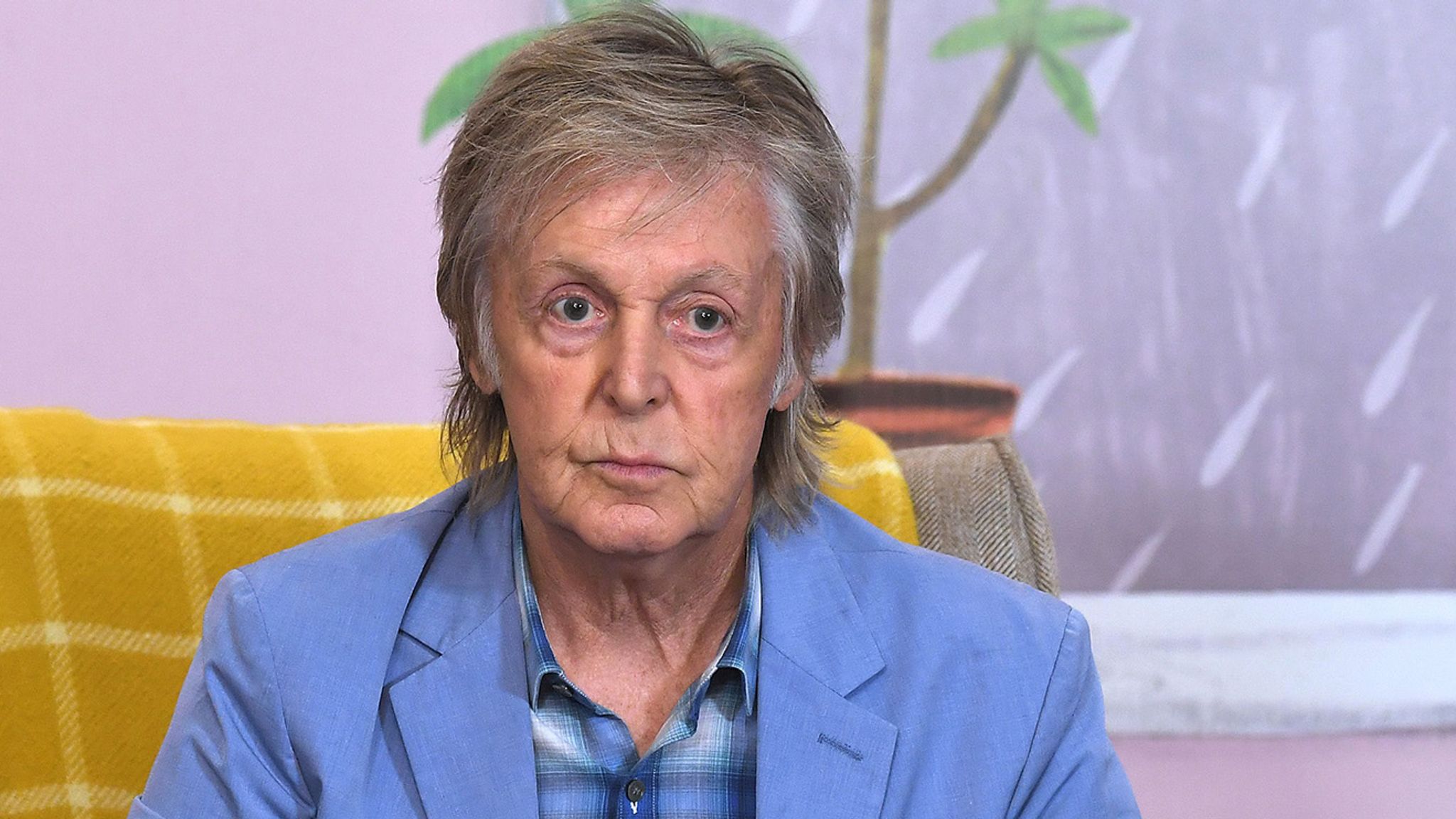 Paul McCartney Gallery | Super Stars Bio - How Old Is Paul McCartney? Beatles Legend’s Age and Legacy