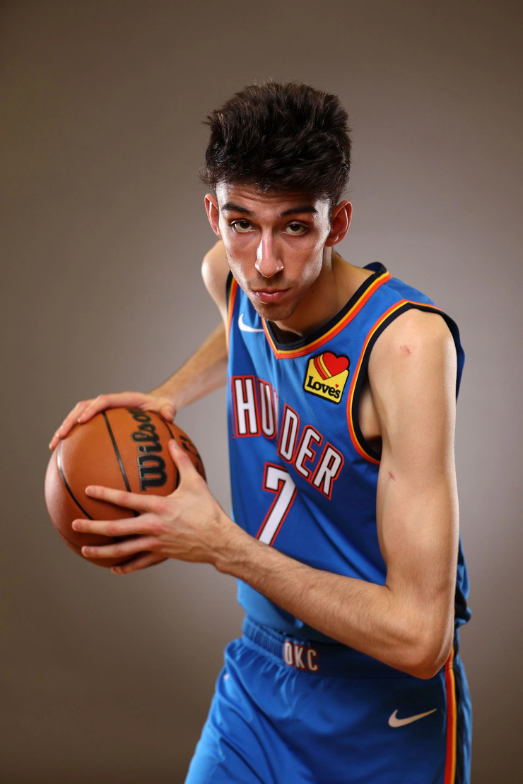 Picture of Chet Holmgren - How Tall Is Chet Holmgren? NBA’s Unicorn Measured Twice