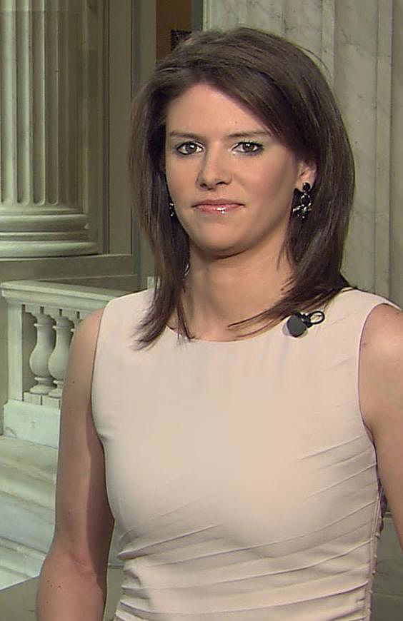 Picture of Kasie Hunt - Kasie Hunt Measurements – MSNBC Anchor’s Height, Figure & More