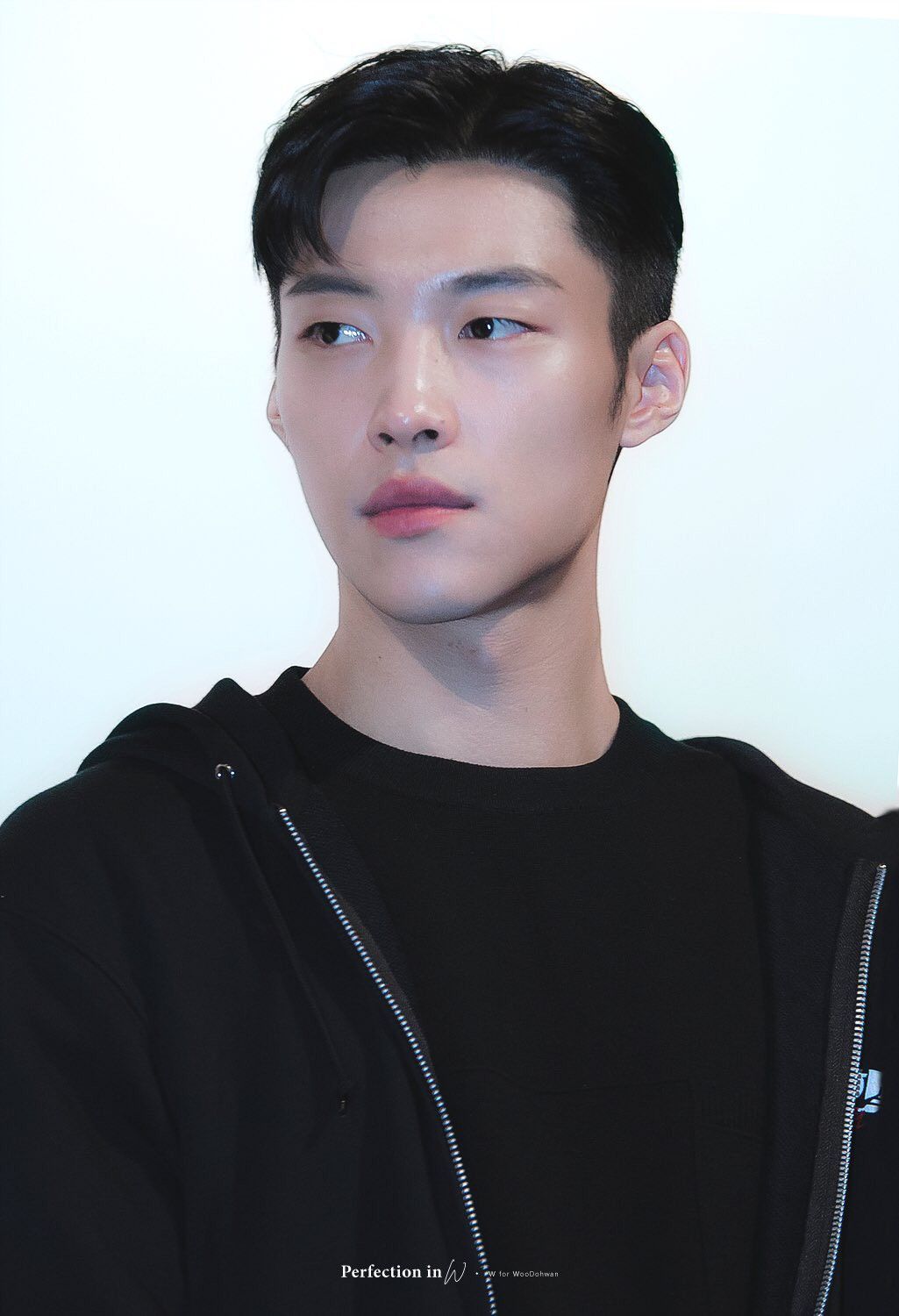 Pin by ️𝒇𝒶𝒷𝒾𝒶𝓃𝒶♥ on ️Oppa's ️ | Kdrama actors, Woo do-hwan, Old women - Woo Do-hwan’s Height: K-Drama Heartthrob Revealed