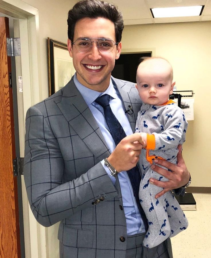 Doctor Mike’s Height: The Viral Doc Stands Tall