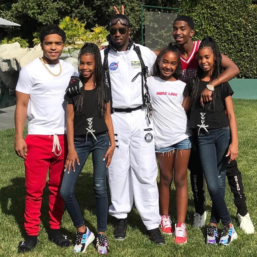 Porter was found dead on Nov. 15 at only 47 years old; she leaves - Kim Porter’s Height: How Tall Was the Model and Actress?