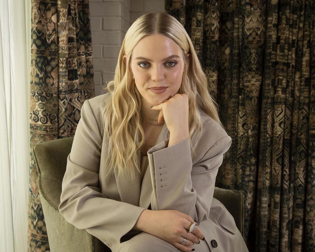 Who Is Renee Rapp Dating? The Star’s Relationship Status Revealed