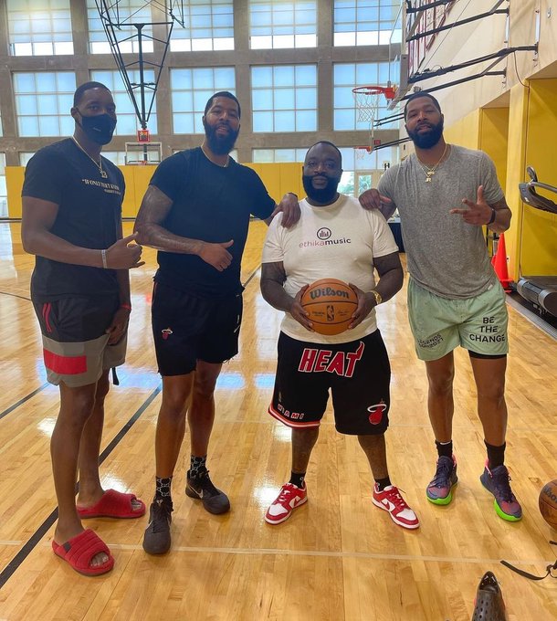 Rick Ross Height (With Visual Comparisons) | Heartafact - Rick Ross Height – How Tall Is the Boss of Rap?