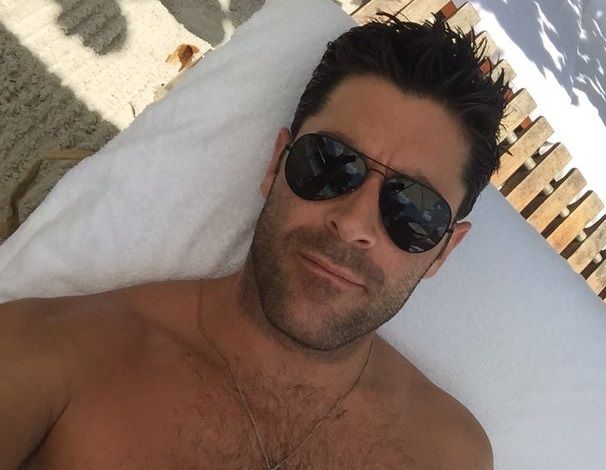Rob Schmitt..NBC..NYC | Eye candy, Nyc, Mens sunglasses - Rob Schmitt’s Height: Newsmax Anchor’s Stature
