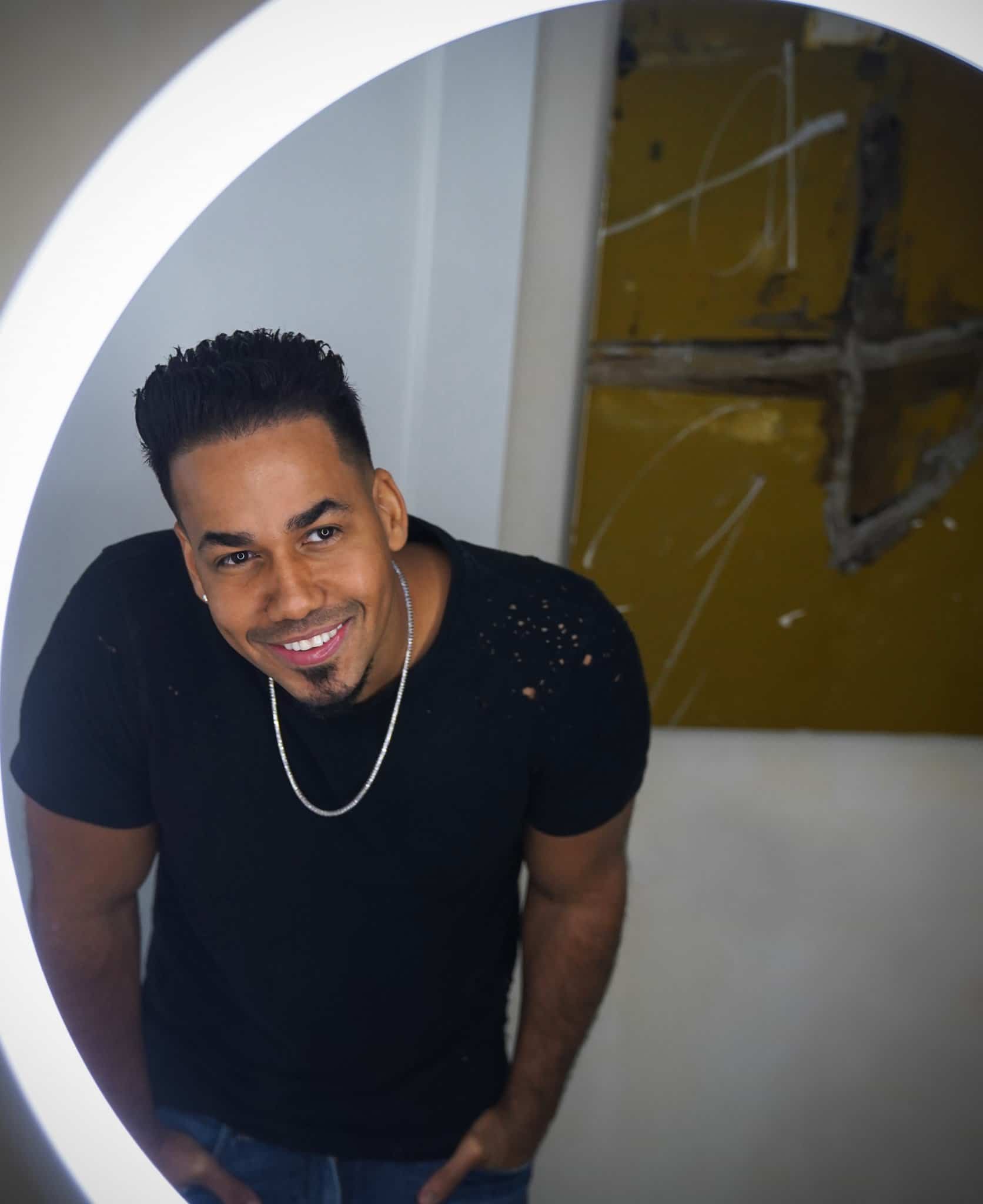 Romeo Santos - Wiki, Bio, Facts, Age, Height, Girlfriend, Ideal Type - How Tall Is Romeo Santos: Bachata King’s Striking Frame