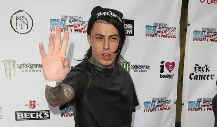 Ronnie Radke Net worth, Age: Weight, Wife, Bio-Wiki, Kids 2024| The - Carl Radke’s Height: Summer House’s Entrepreneurial Edge
