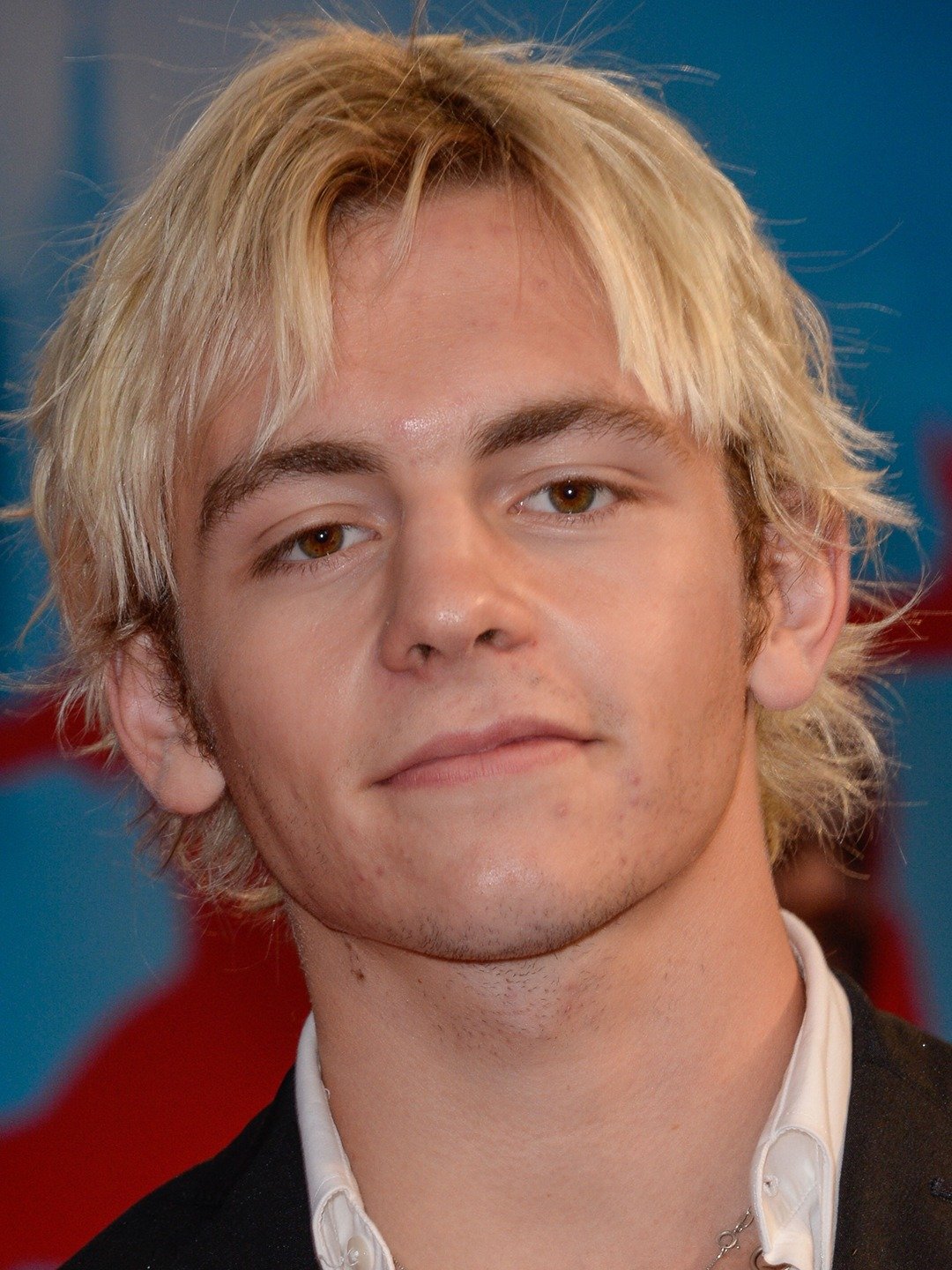 Ross Lynch Height - CelebsHeight.org - Ross Lynch’s Height: From Disney Star to Rocker