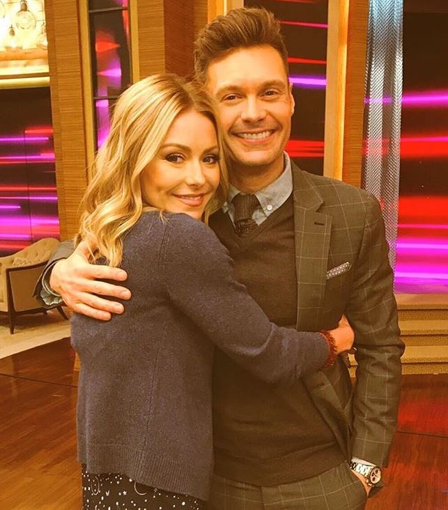 Ryan Seacrest Age, Height, Weight, Wife, Dating, Net worth, Career, Bio - How Tall Is Ryan Seacrest? TV Host’s Height Revealed
