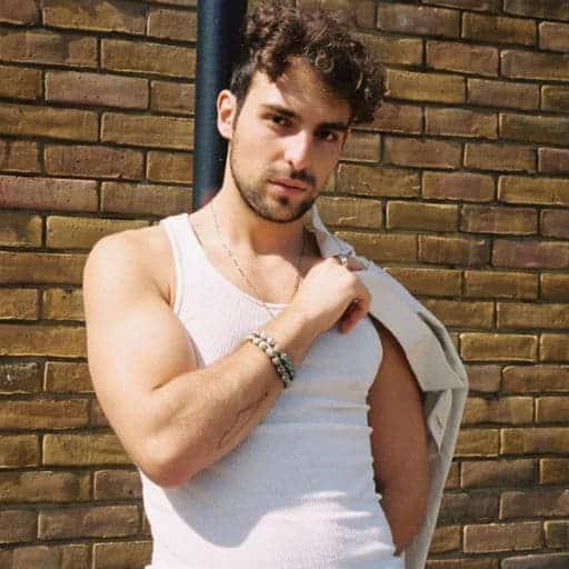 Saint Levant Tickets | Chicago, IL - How Tall Is Saint Levant: Rising Music Star’s Frame