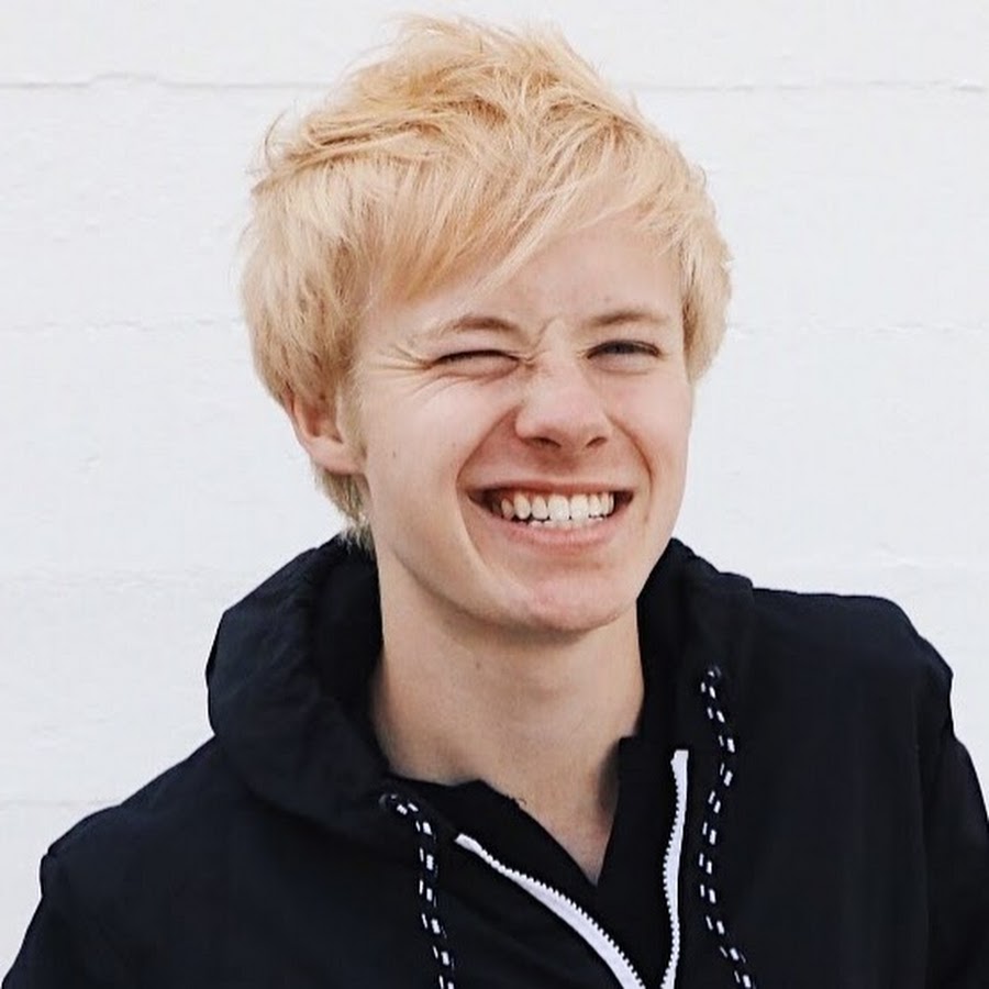 Sam Golbach Net Worth 2018 | How They Made It, Bio, Zodiac, & More - Sam Golbach’s Height: YouTube Sensation’s Build