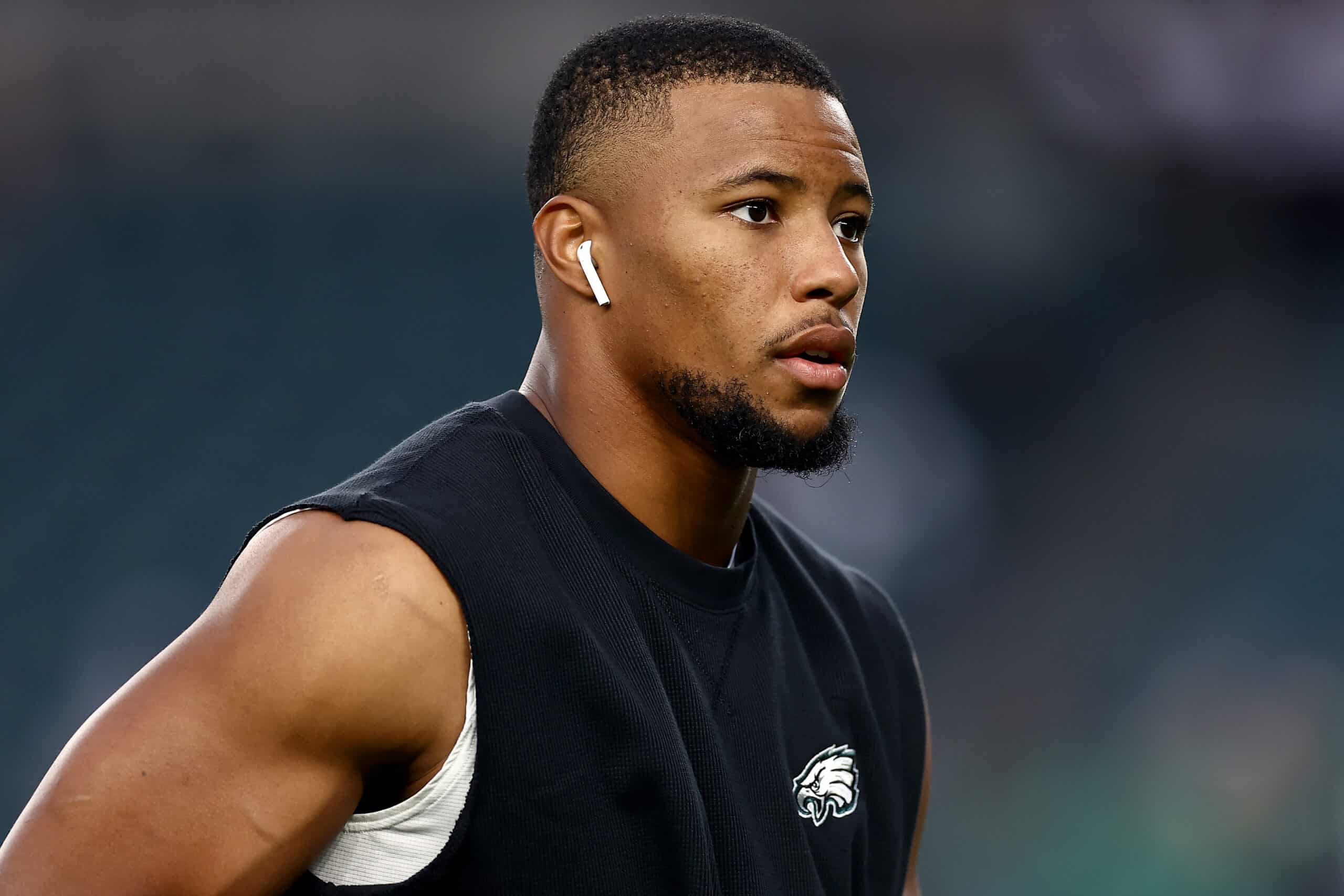 Saquon Barkley Delivered Inspiration Message To Eagles Ahead Of Super - How Tall Is Saquon Barkley? Giants Star’s Height on the Field