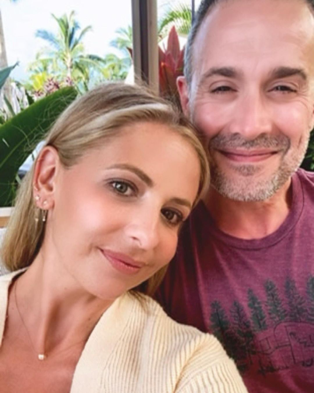 Sarah Michelle Gellar, Freddie Prinze Jr.'s Sweetest Moments | Us Weekly - Who Is Sarah Michelle Gellar’s Husband? Meet Freddie Prinze Jr., Her Longtime Love and Co-Star