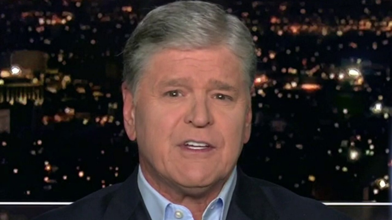 Sean Hannity: Kamala's campaign is one big con | Fox News Video - Sean Hannity Measurements: TV Personality’s Build & Presence