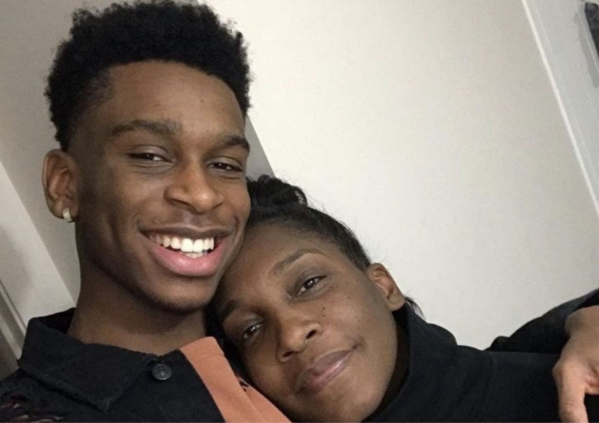 Shai Gilgeous Alexander Wallpapers On WallpaperDog - Shai Gilgeous-Alexander Height – NBA Star’s Size Uncovered