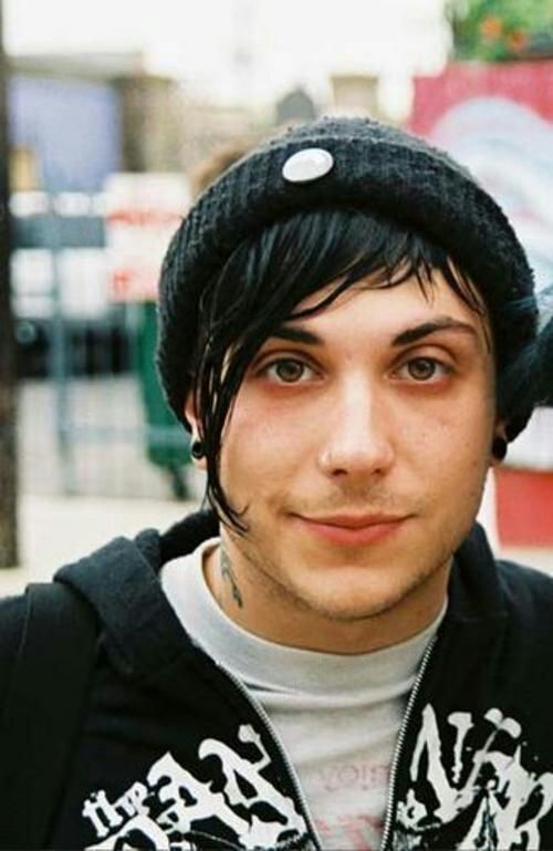 Solo entra, te gustará. #detodo # De Todo # amreading # books # wattpad - Frank Iero’s Height: My Chemical Romance’s Edge