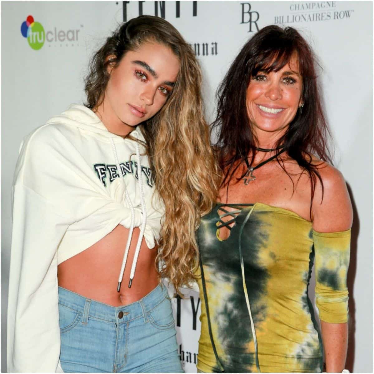 Sommer Ray Net Worth & Boyfriend - Famous People Today - Sommer Ray’s Height: Fitness Model and Instagram Star