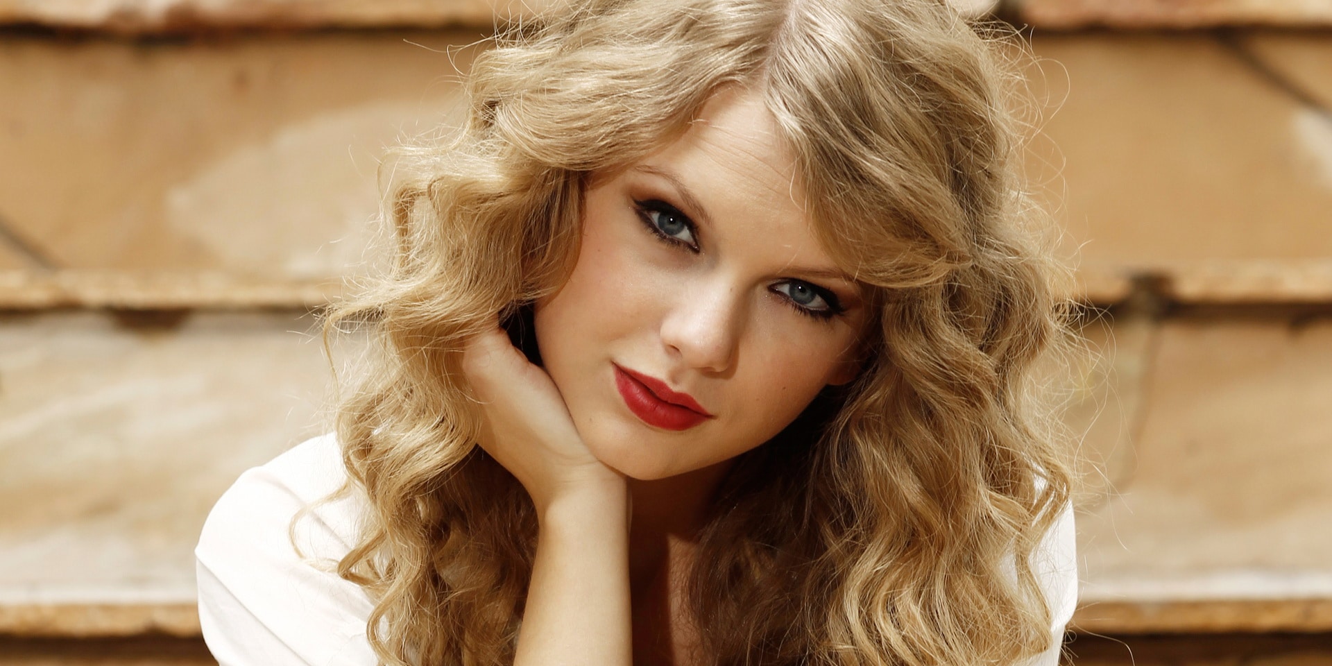 Taylor Swift Net Worth - Celebrity Net Worth - Taylor Swift Net Worth 2025: Eras Tour Earnings and Empire Growth