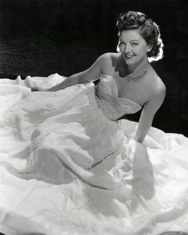 The Hottest Photos Of Myrna Loy - 12thBlog - Myrna Loy’s Height: The Classic Hollywood Star’s Stature