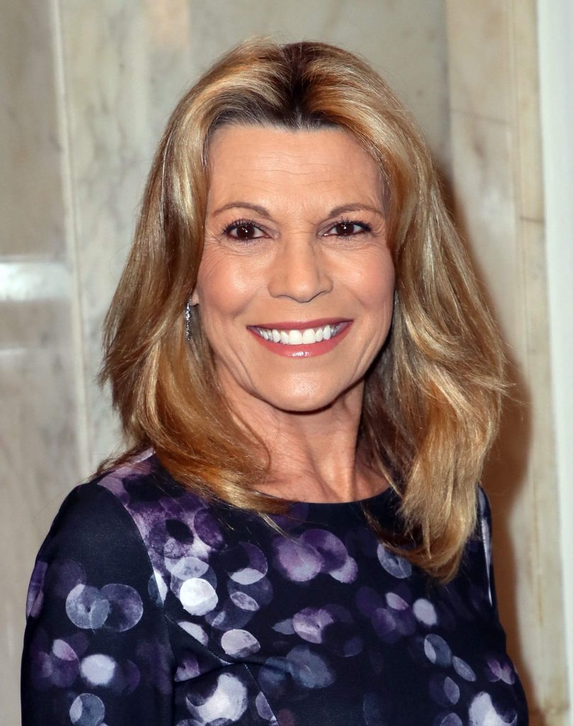 Vanna White Net worth, Life, Career, Awards & Achievements - How Old Is Vanna White? Wheel of Fortune Star’s Timeless Appeal