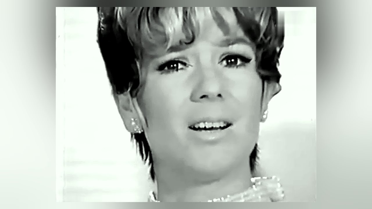 Vikki Carr’s Height: A Legendary Voice’s Frame