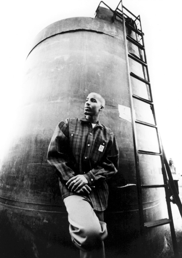 Warren G | Grooveist - Warren G Biography: West Coast Rap Legend, Regulator, and Hip-Hop Pioneer