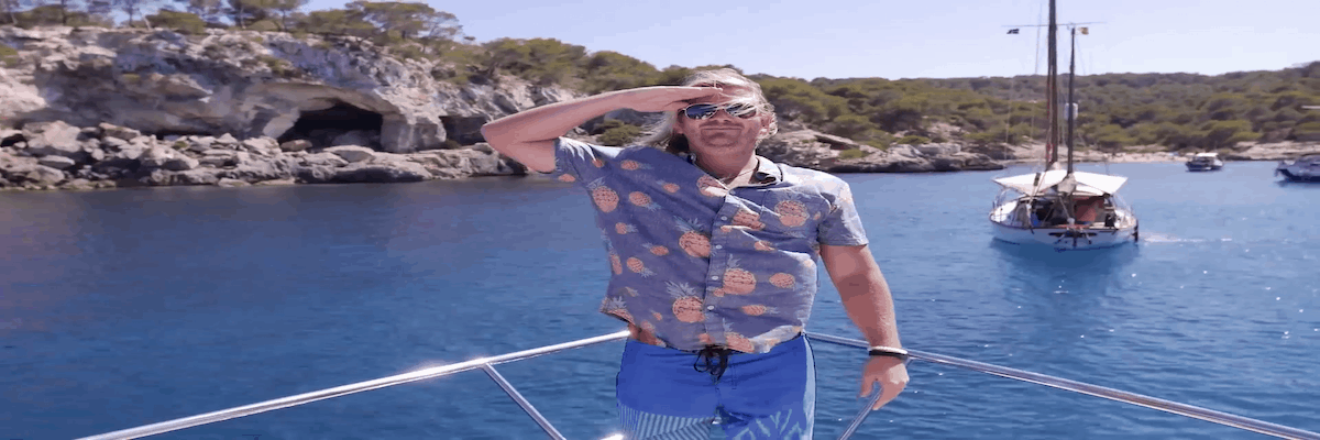 who is Chris Hughes – WhosChrisHughes.com - How Old Is Chris Hughes? Love Island Alum’s Real Age