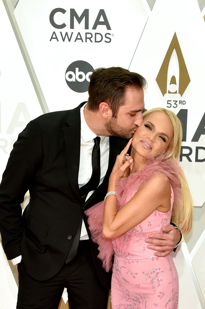 Who is Kristin Chenoweth's new younger husband Josh Bryant? What to - How Old Is Kristin Chenoweth? Broadway Darling’s Age in 2025