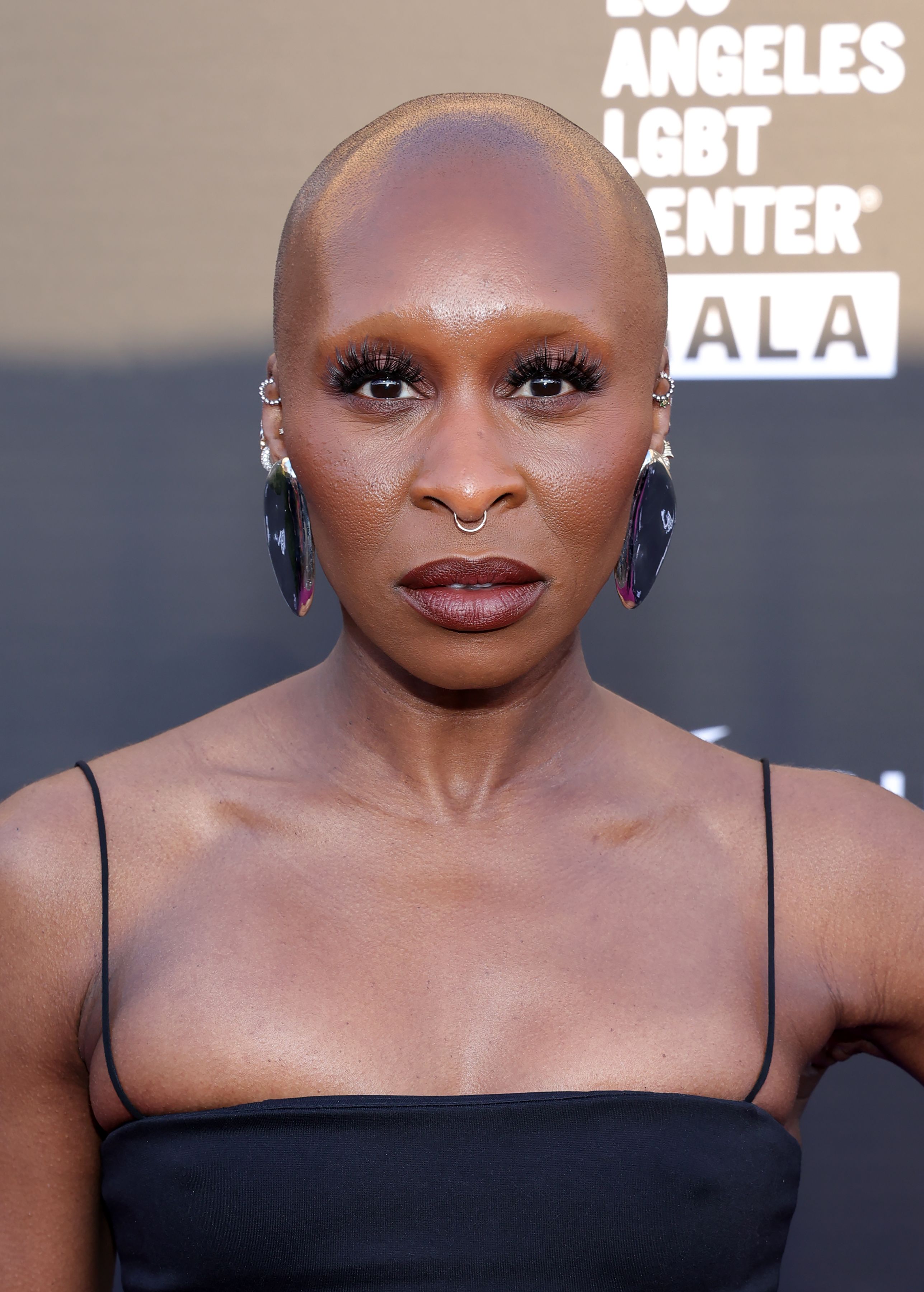 Wicked Review: Cynthia Erivo & Ariana Grande Defy Gravity In Jaw - Cynthia Erivo’s Height – The Star with a Powerful Presence