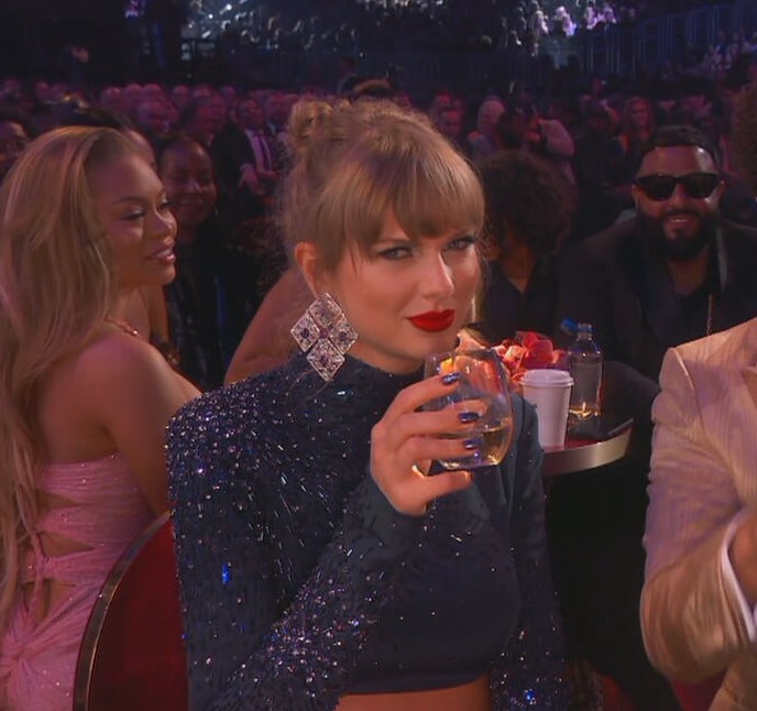 Will Ganss on Twitter: "mood #Grammys" - Will Ganss’ Height: The Podcast Host’s Build